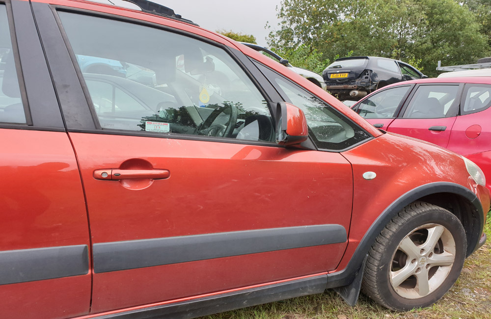 Suzuki SX4 GLX Door driver side front